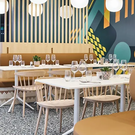 H4 Wyndham Paris Pleyel-3